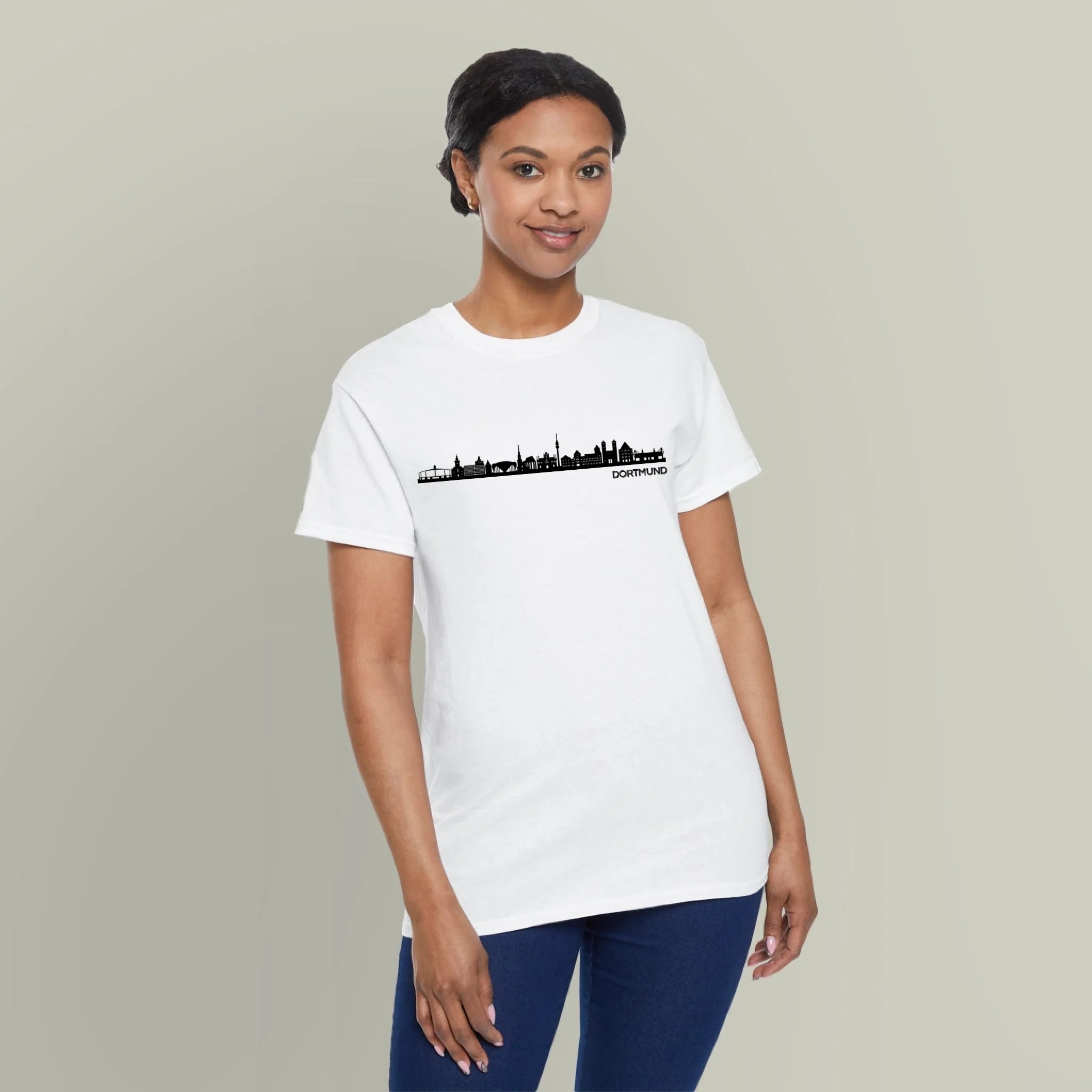 Skyline - Personalisierbares T-Shirt mit deiner Stadt-front